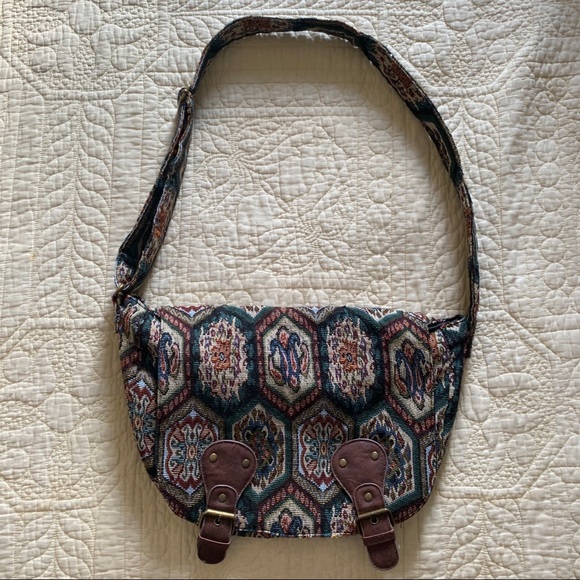 boho carpet bag